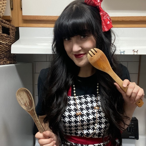 Meet your Posher, Julia - Picture 5 of 5